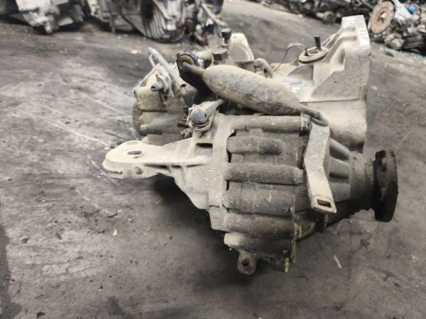 BOITE DE VITESSE VW POLO 6N / 6N2 1.9SDI CODE: DFX - Vue 3